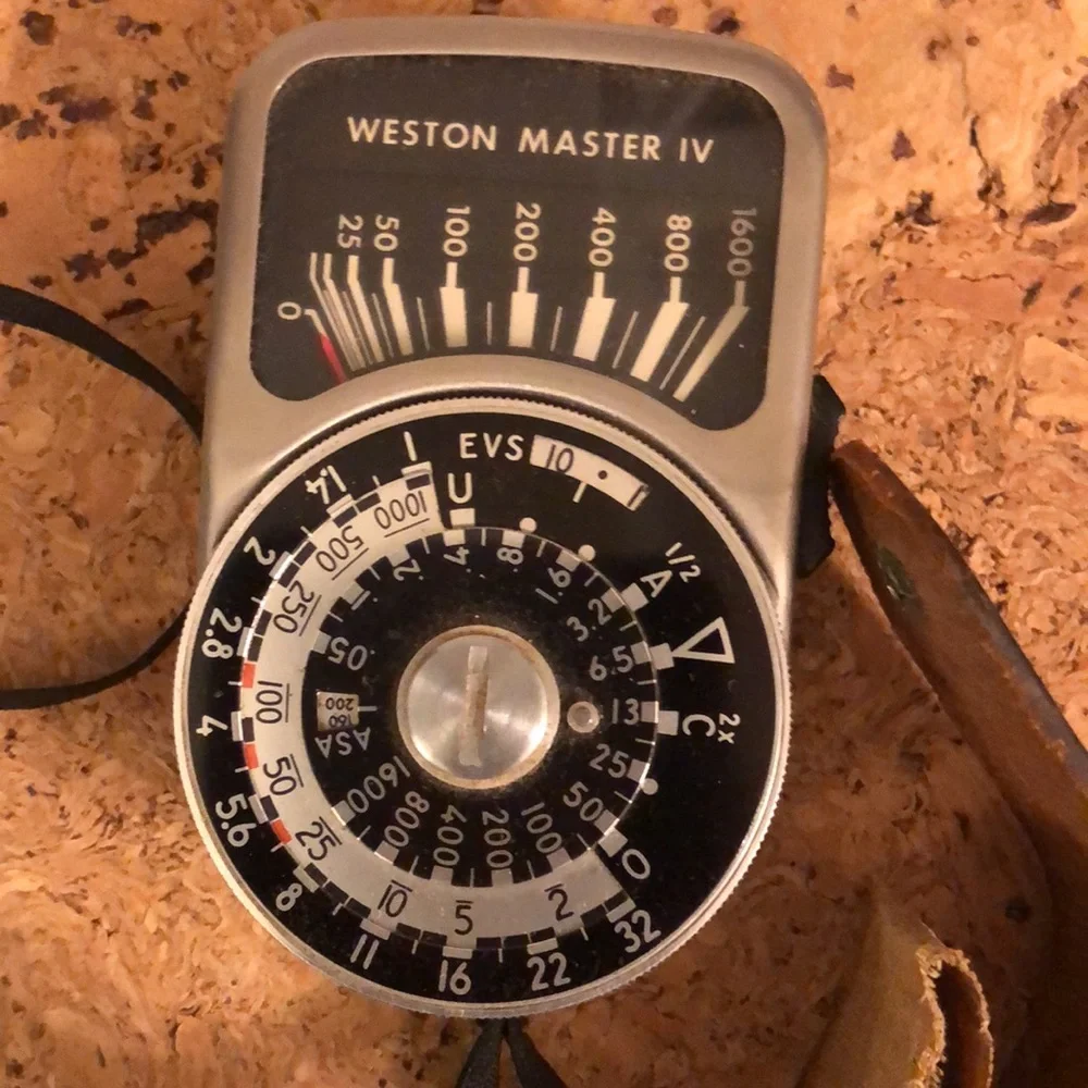 ⬇️⬇️Vintage Weston Master IV light meter